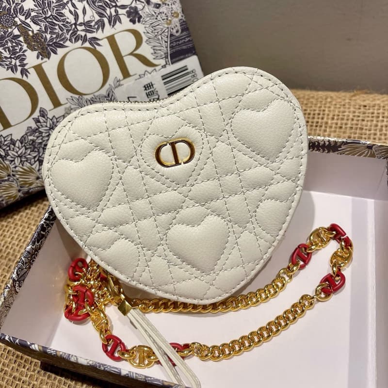 Dior bags | DIORAMOUR DIOR CARO | Heart Chain Bag | 11 × 10 × 1.5 cm | 5097 | 03027