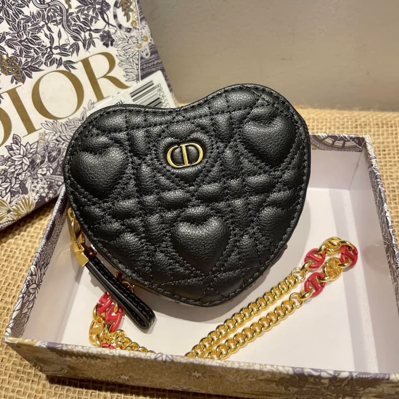 Dior bags | DIORAMOUR DIOR CARO | Heart Chain Bag | 11 × 10 × 1.5 cm | 5097 | 03027