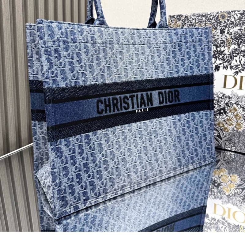 Dior bags | Dior Book Tote Shopping Bag | 42 × 35 × 18.5 cm | 1286 | 03031