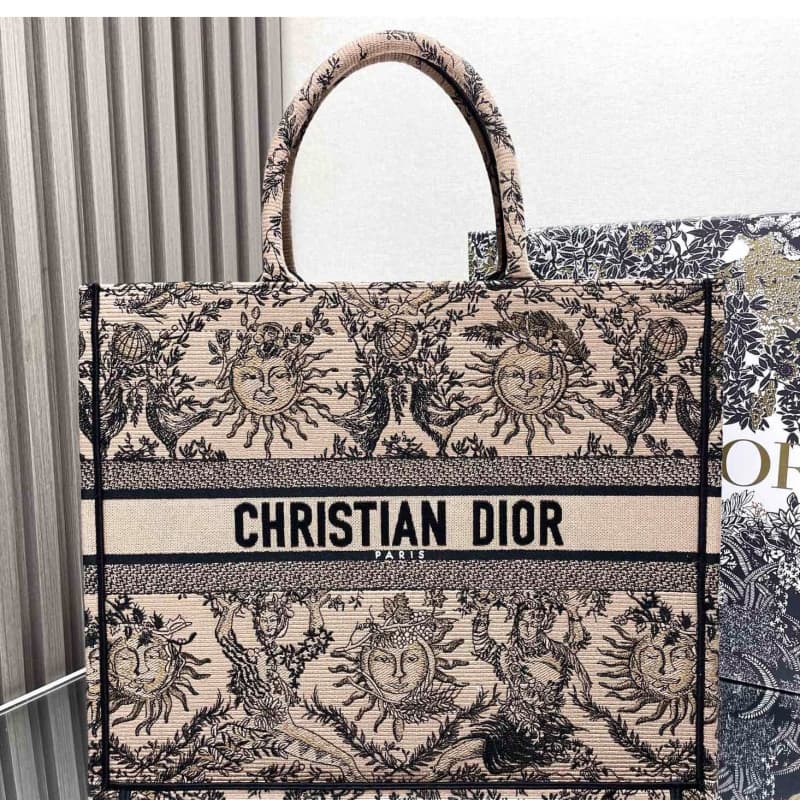 Dior bags | Dior Book Tote Shopping Bag | 42 × 35 × 18.5 cm | 1286 | 03031