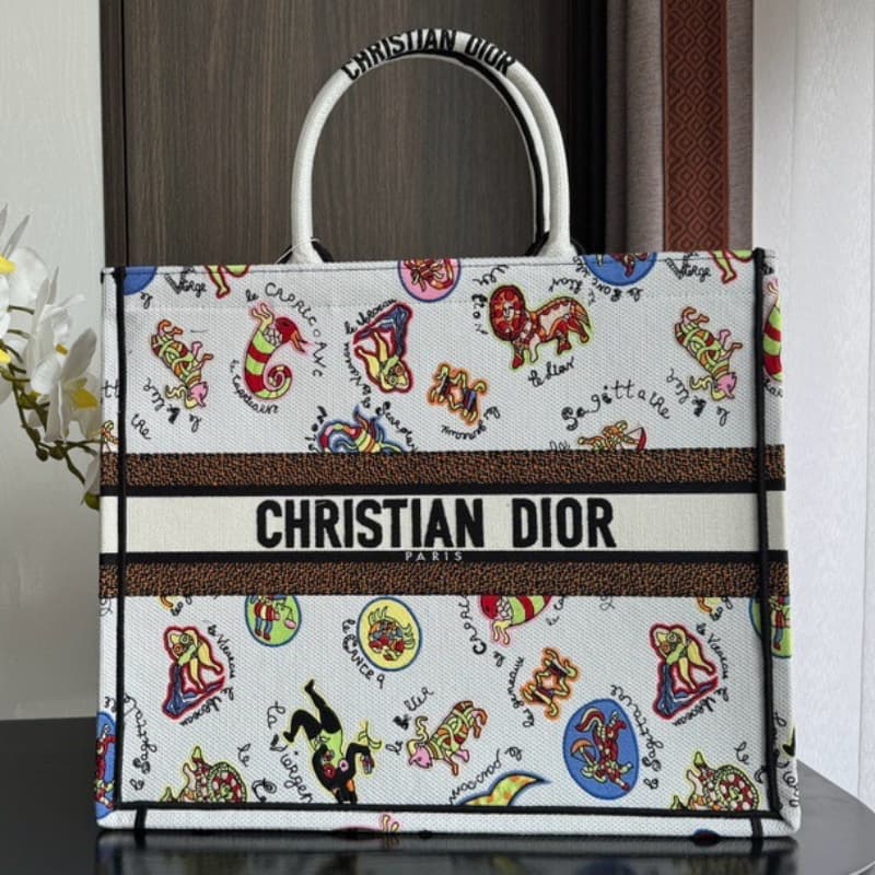 Dior bags | This Book Tote handbag | 42×35×18 cm | 8001 | 03033