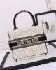 Dior bags | Dior Book Tote handbag | 26.5×21×14 cm | D6688 | 03038