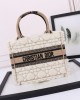 Dior bags | Dior Book Tote handbag | 26.5×21×14 cm | D6688 | 03038