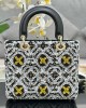 Dior bags | Lady Dior handbag | 24 × 20 × 11 cm | M0565 | 03050