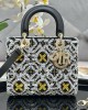 Dior bags | Lady Dior handbag | 24 × 20 × 11 cm | M0565 | 03050