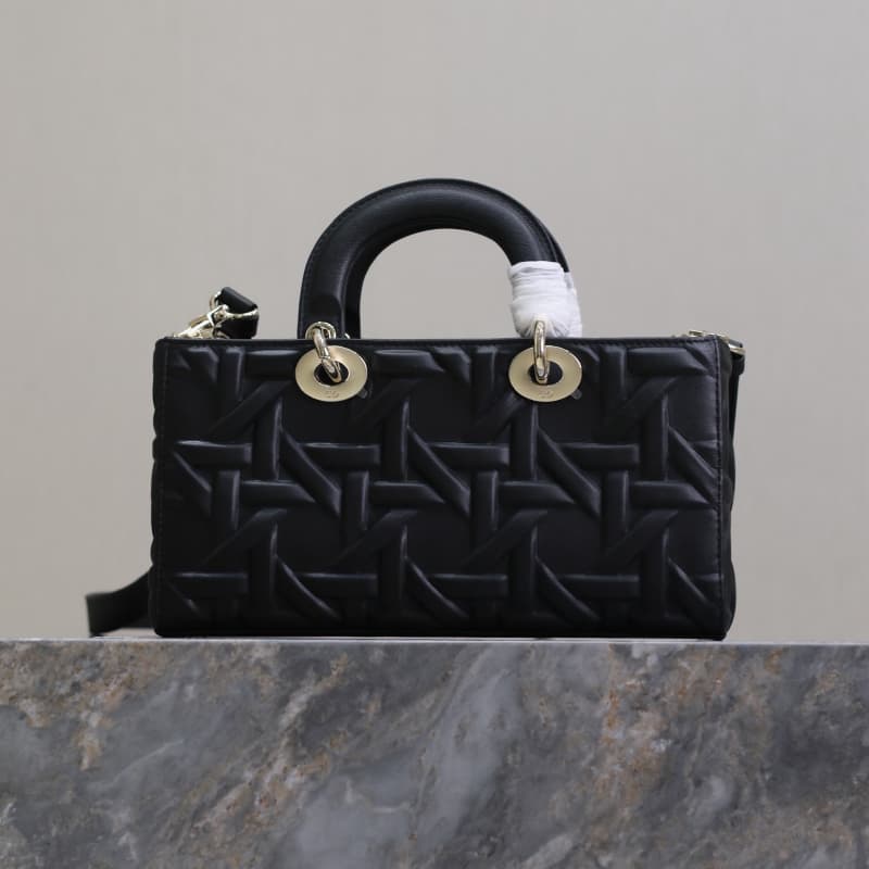 Dior bags | Lady D-Joy bag | Lady Dior series | 26 × 13.5 × 5 cm | 0613 | 03056