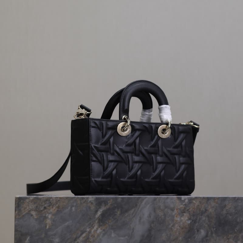 Dior bags | Lady D-Joy bag | Lady Dior series | 26 × 13.5 × 5 cm | 0613 | 03056