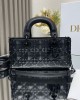 Dior bags | Lady D-Joy bag | Horizontal Version Diana Bag | 22×6×12 cm | 0613 | 03058