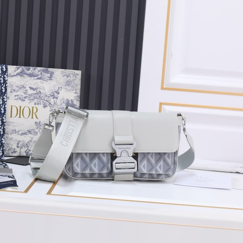 Dior bags | Dior Hit the Road bag | 27×17×9 cm | 9944 | 03069