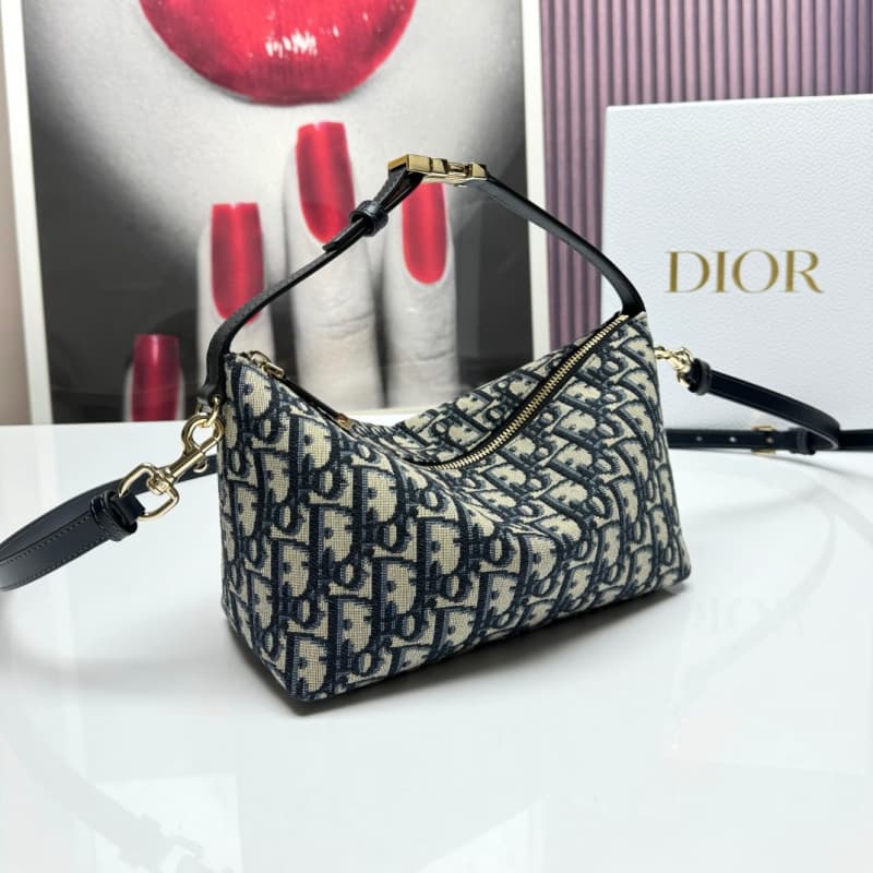 Dior bags | Diorstar Hobo Chain Bag | 28.5 × 14.5 × 10 cm | 3202 | 03075