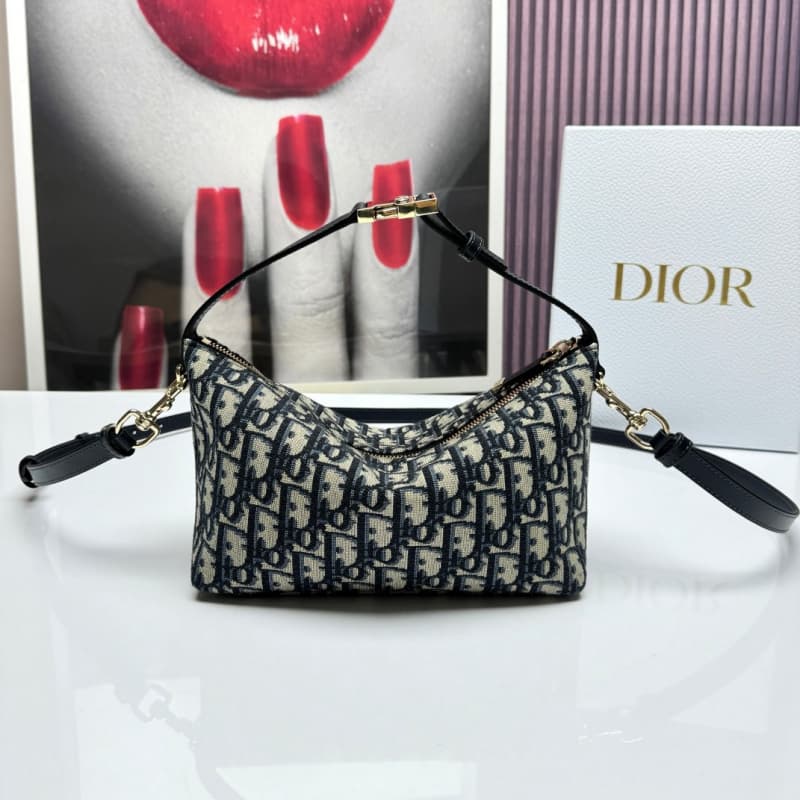 Dior bags | Diorstar Hobo Chain Bag | 28.5 × 14.5 × 10 cm | 3202 | 03075