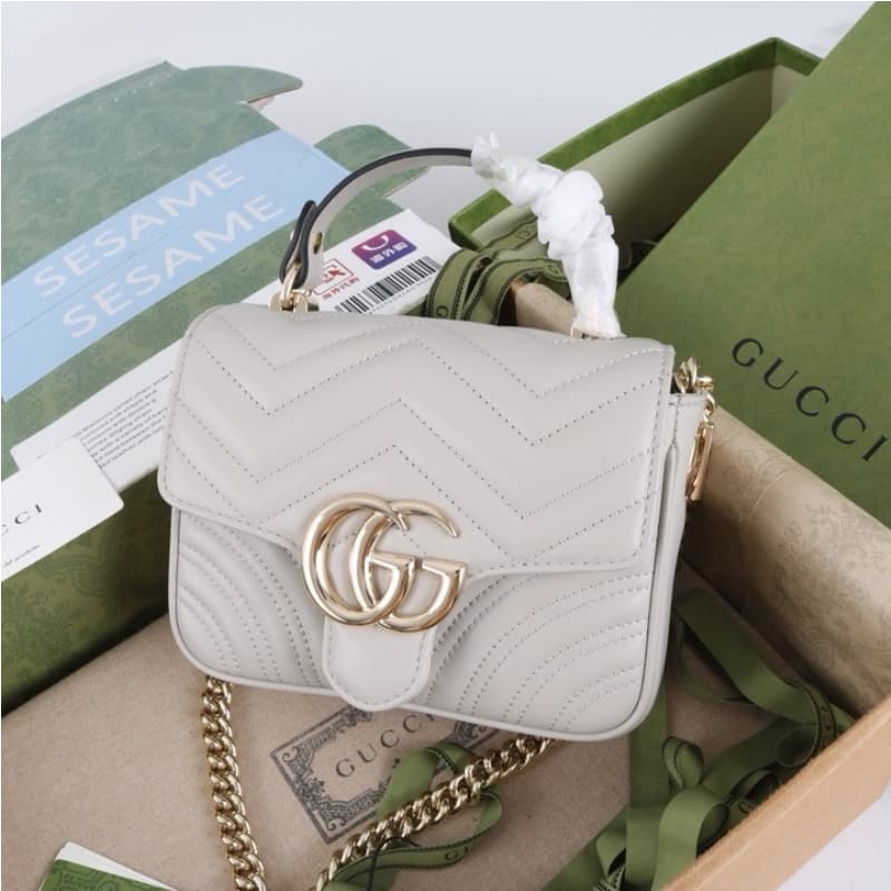 GUCCI bags | GG Marmont series | 17×13×6cm | 811238 | 04010