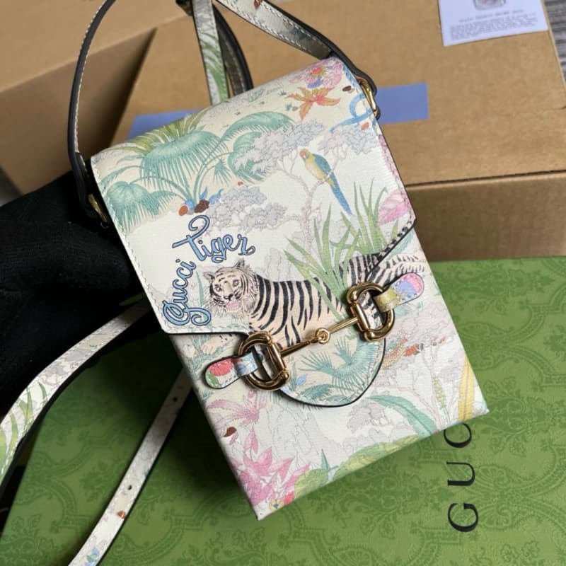 GUCCI bags | Horsebit 1955 Horsebit Buckle | box-shaped phone bag | 11.5×17×4cm | 625615 | 04041