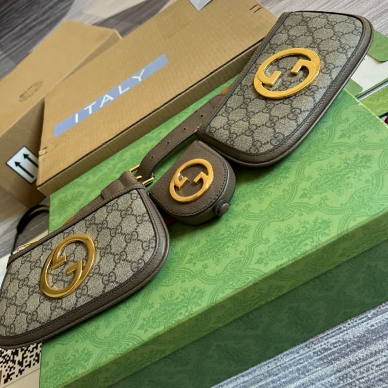 GUCCI bags | GUCCI Mini Clutch | 30/21.5/7.5cm | 702614 | 04061