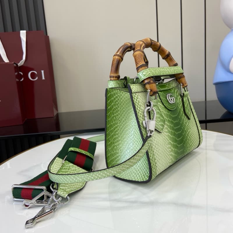 GUCCI bags | GUCCI GG Bamboo Bag | 20×16×10cm | 702732 | 04073