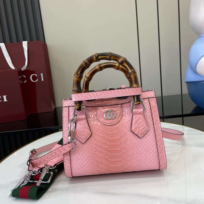 GUCCI bags | GUCCI GG Bamboo Bag | 20×16×10cm | 702732 | 04073