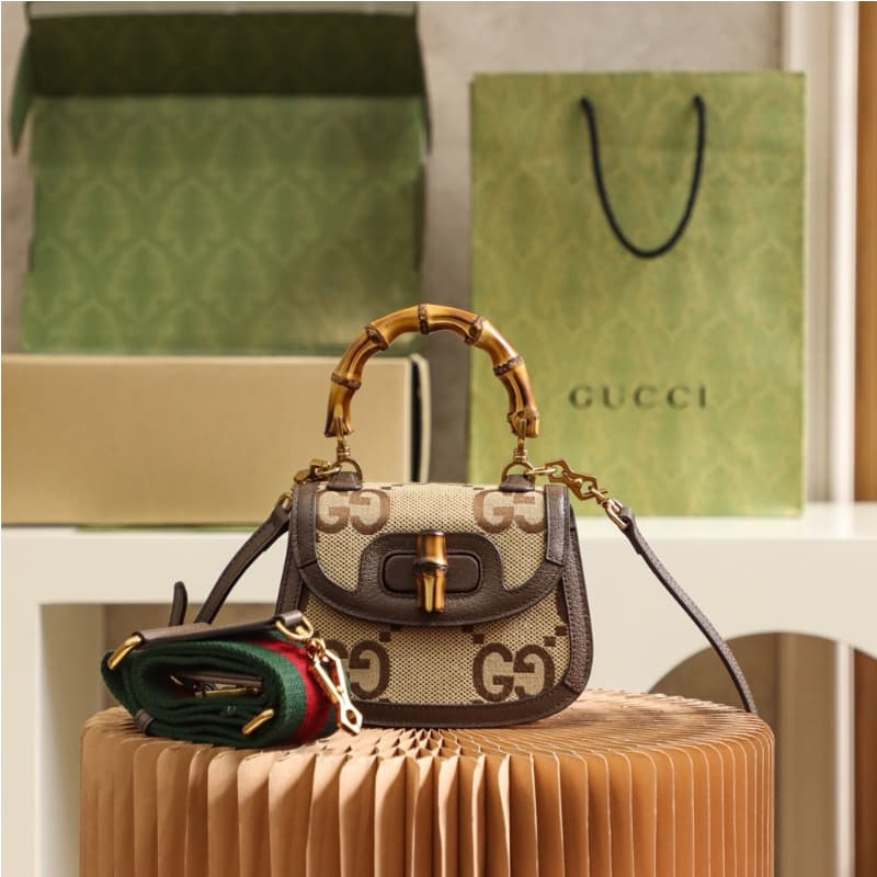 GUCCI bags | Mini Double G Pattern | bamboo collection | 17×12×7cm | 686864 | 04090