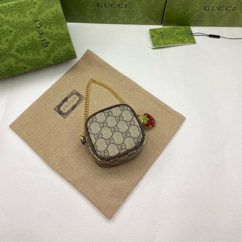 GUCCI bags | GUCCI Double G Strawberry Coin Purse | 8.5×8×5.5cm | 726252 | 04104