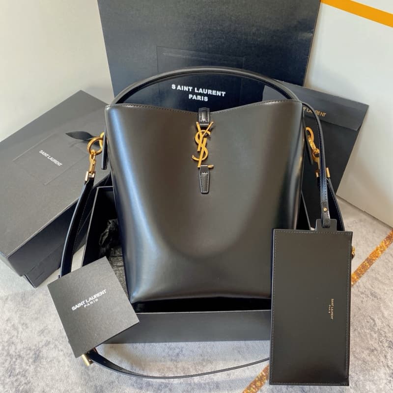 Yves Saint Laurent bags | YSL | LE 5À7 Series | Large Bucket Bag | 26×20×12cm | 742828 | 05023