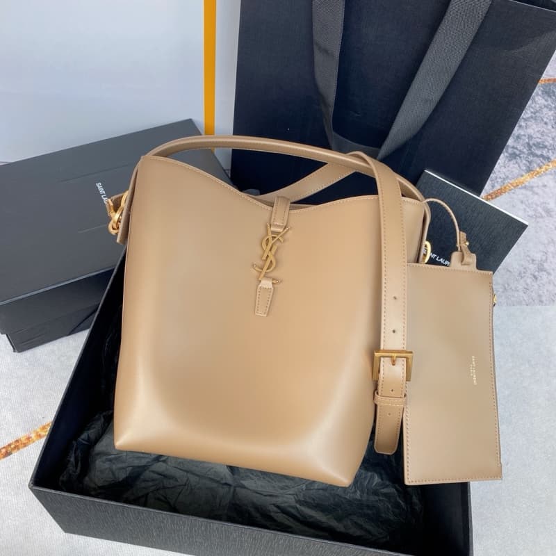 Yves Saint Laurent bags | YSL | LE 5À7 Series | Large Bucket Bag | 26×20×12cm | 742828 | 05023