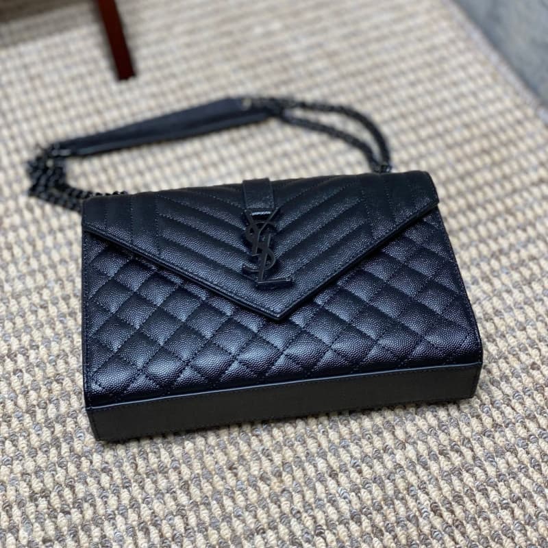 Yves Saint Laurent bags | YSL | Classic Diamond Quilted Messenger Bag | 24×17.5×6cm | 392739 | 05036