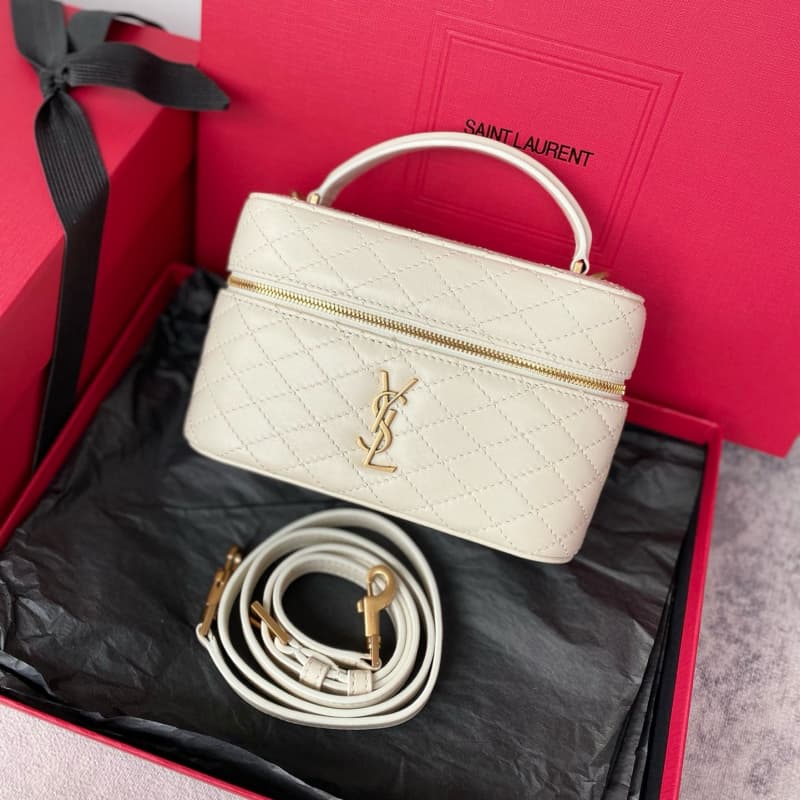 Yves Saint Laurent bags | YSL | Mini lamb leather shoulder strap clutch/pouch | 18×11×6.5cm | 766731 | 05062