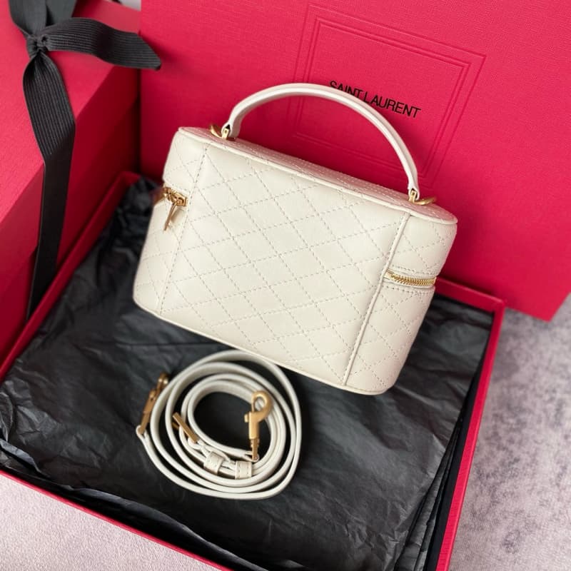 Yves Saint Laurent bags | YSL | Mini lamb leather shoulder strap clutch/pouch | 18×11×6.5cm | 766731 | 05062