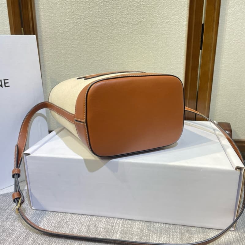 CELINE bags | CUIR Bucket Bag | 18×22×13cm | 198243 | 06031