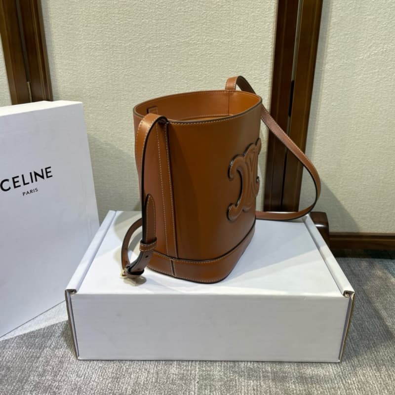 CELINE bags | CUIR Bucket Bag | 18×22×13cm | 198243 | 06032