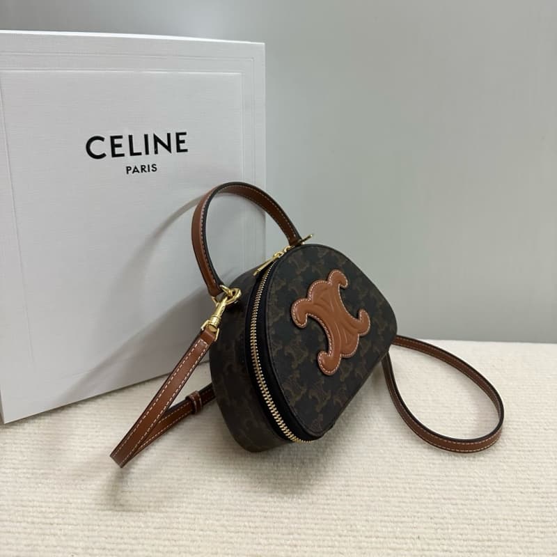 CELINE bags | CELINE Logo Print Half-Moon Bag | 18×12.5×6cm | 10K642 | 06039