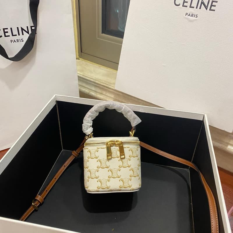 CELINE bags | Mini Logo Calfskin Small Box Bag | 9.5×8×9cm | 101762 | 06062