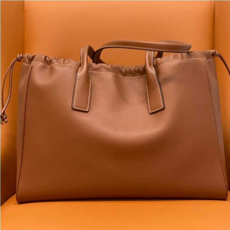 CELINE bags | CABAC TRIOMPHE Smooth Calfskin Drawstring Shopping Bag | 44×28×18cm | 199973 | 06071