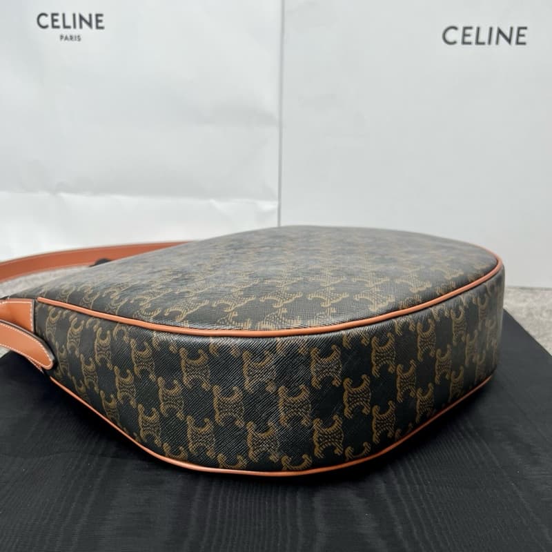 CELINE bags | HELOISE HOBO Underarm Bag | 30×28.5×8cm | 114712 | 06081