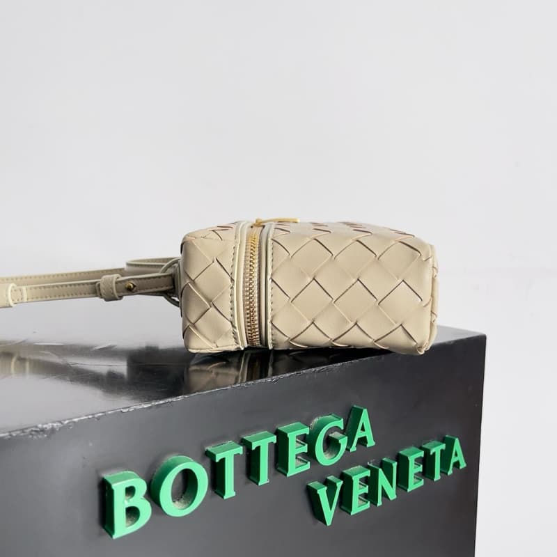 BOTTEGA VENETA Bags | BV bags | Woven Zip Crossbody Bag | 22×12.5×5 cm | 789109 | 07007