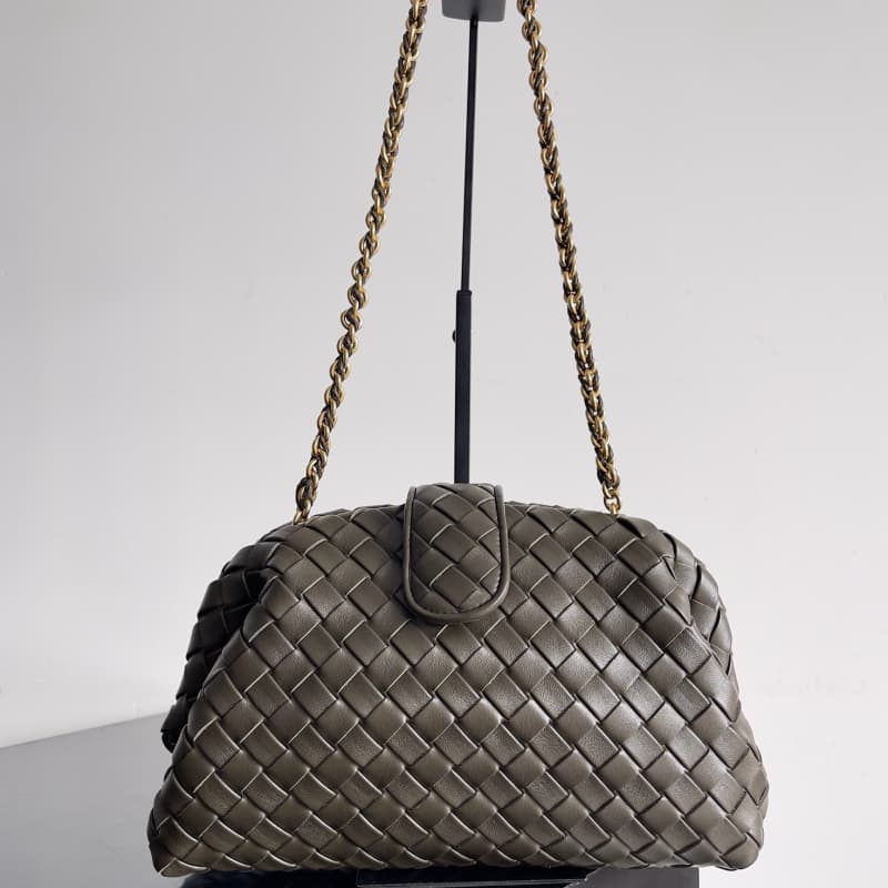 BOTTEGA VENETA Bags | BV bags | LAUREN CLUTCH chain clutch bag | 31.5×16.5×11 cm | 785807 | 07010