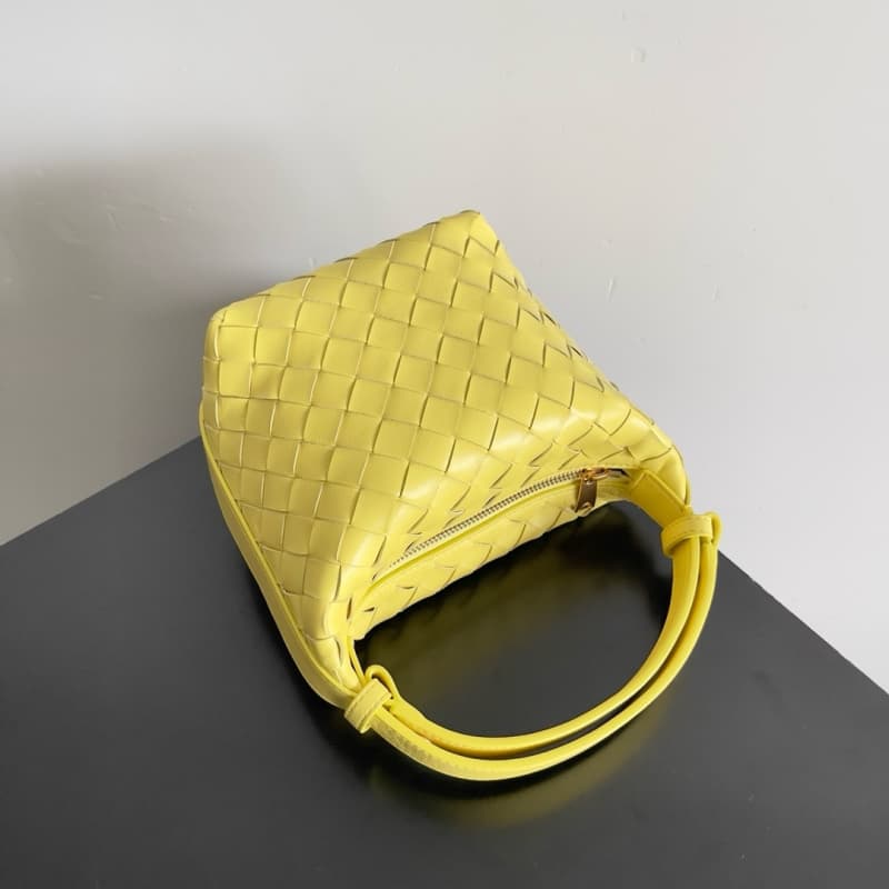 BOTTEGA VENETA Bags | BV | Bento Bag | Intrecciato | 17×13.5×5cm | 776781 | 07013