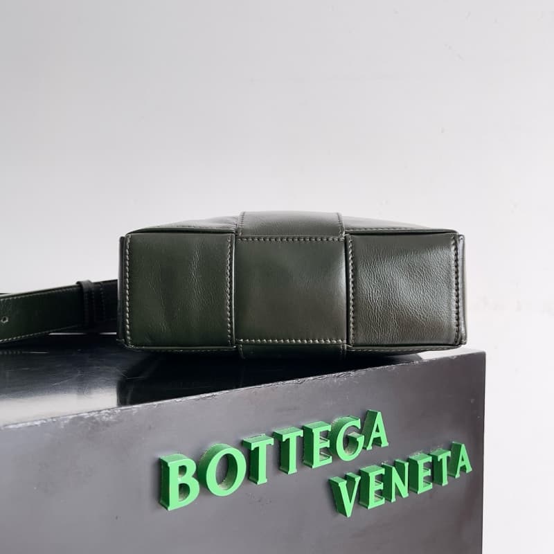 BOTTEGA VENETA Bags | BV | Mini Cassette Camera Bag | 21×13×6.5cm | 795177 | 07022