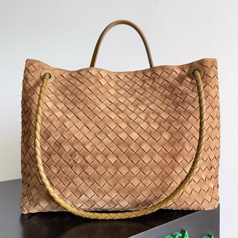 BOTTEGA VENETA Bags | BV | Andiamo Handbag | 45×22×34 | 743575 | 07025