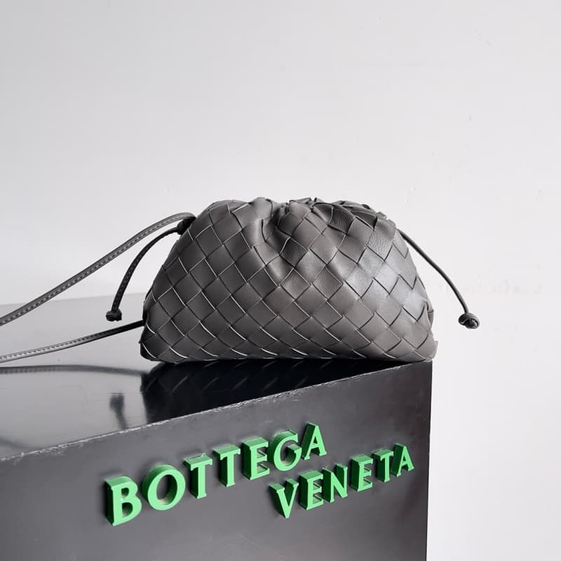 BOTTEGA VENETA Bags | BV | The Pouch Bag | 22×12×7cm | Graphite Gray | 07029