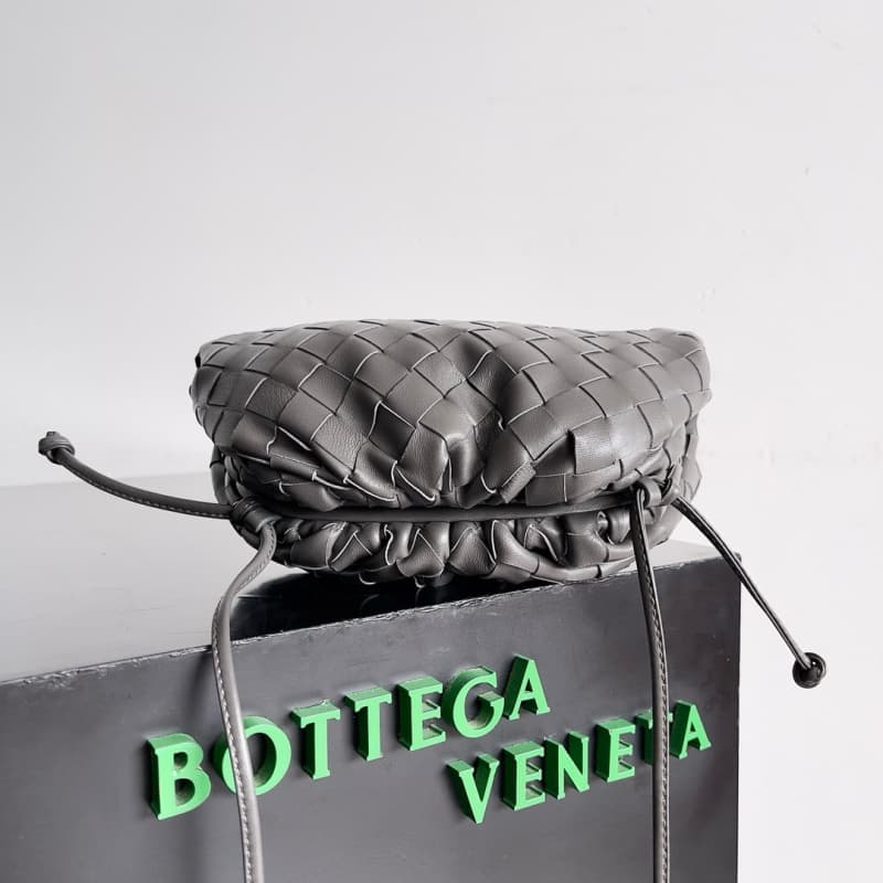 BOTTEGA VENETA Bags | BV | The Pouch Bag | 22×12×7cm | Graphite Gray | 07029