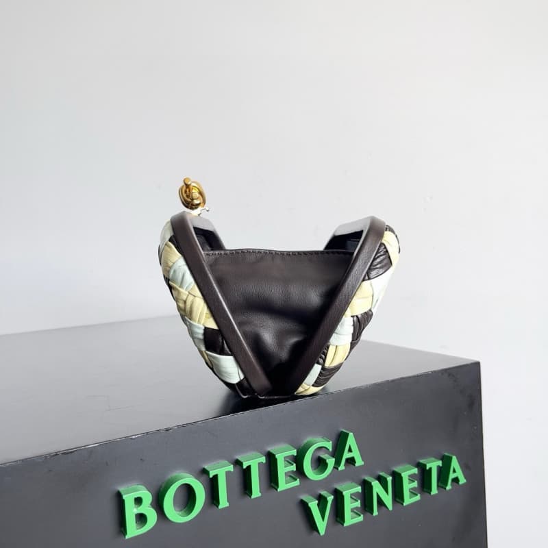 BOTTEGA VENETA Bags | BV | Knot Evening Clutch | 20.5×6×12.5 cm | 717622 | 07047