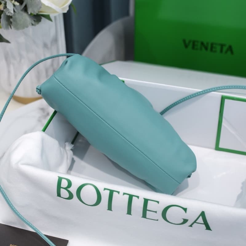 BOTTEGA VENETA Bags | BV | Cloud Bag | 23×13×8cm | POUCH Collection | 07057