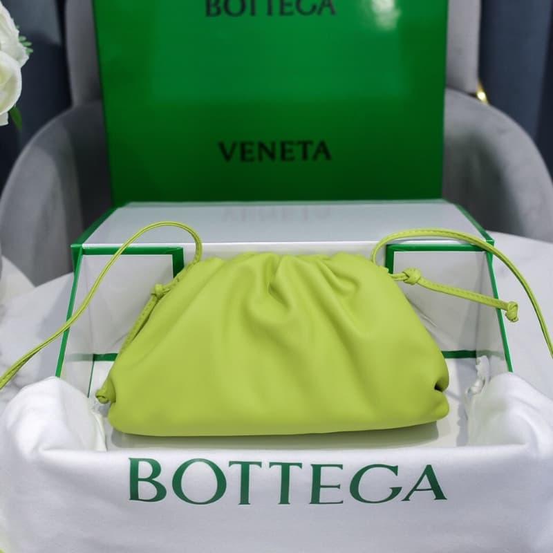 BOTTEGA VENETA Bags | BV | Cloud Bag | 23×13×8cm | POUCH Collection | 07057