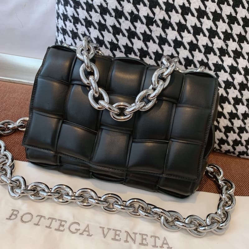 BOTTEGA VENETA Bags | BV | THE CHAIN CASSETTE Chain Pillow Bag/Block Bag | 26cm | 07059