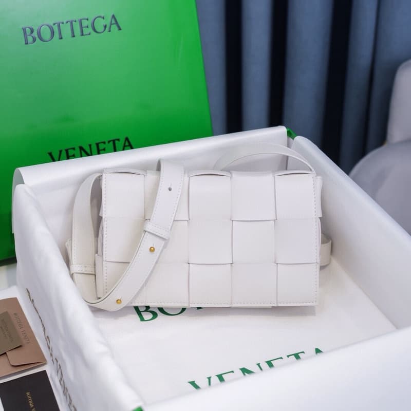 BOTTEGA VENETA Bags | BV | Cassette Woven Crossbody Bag / Clutch | 23×15×6cm | 7571 | 07060