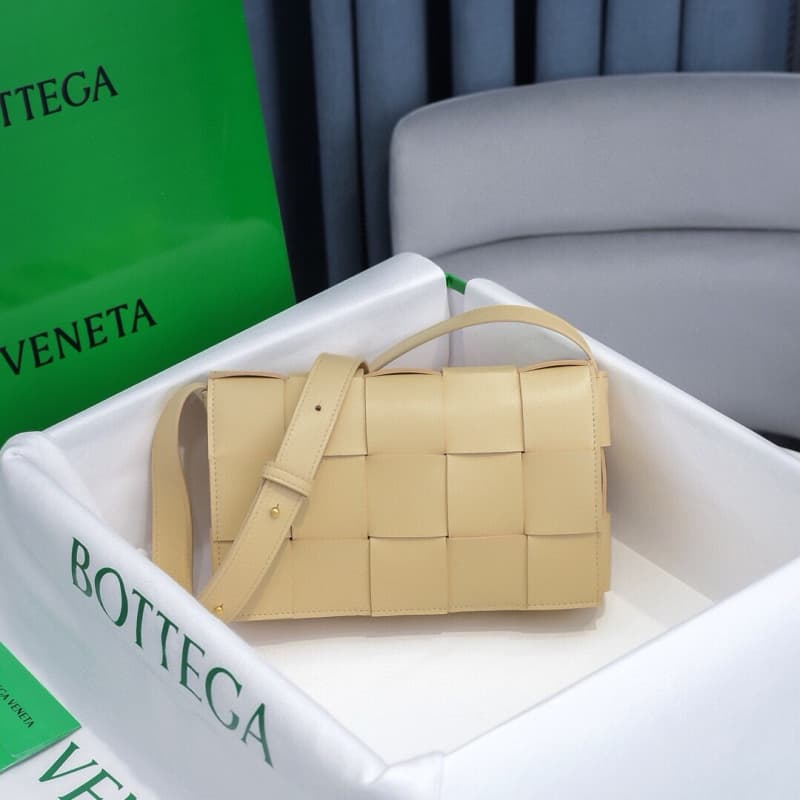 BOTTEGA VENETA Bags | BV | Cassette Woven Crossbody Bag / Clutch | 23×15×6cm | 7571 | 07060