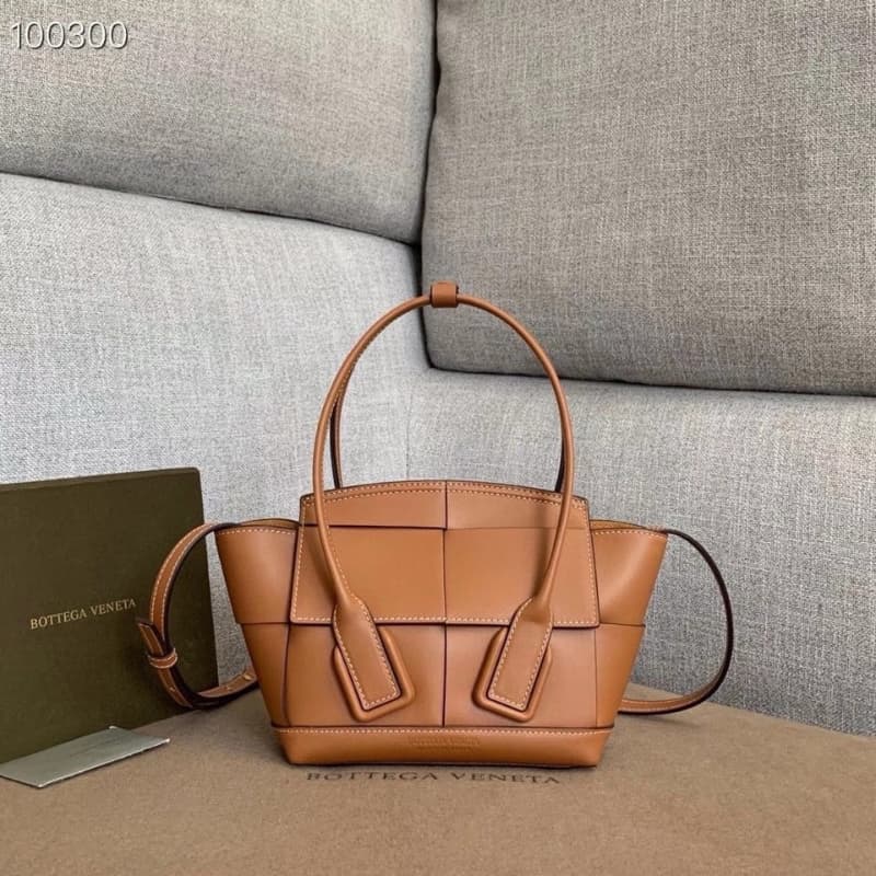 BOTTEGA VENETA Bags | BV | Mini Arco Series | 29×17.5×8×17cm | 600606 | 07065