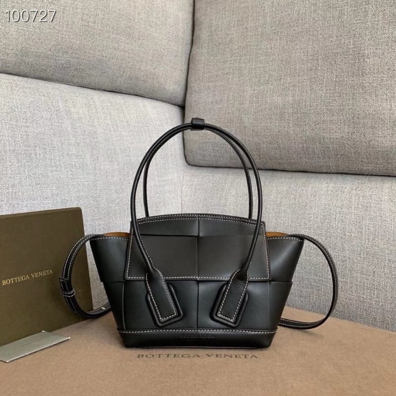 BOTTEGA VENETA Bags | BV | Mini Arco Series | 29×17.5×8×17cm | 600606 | 07065