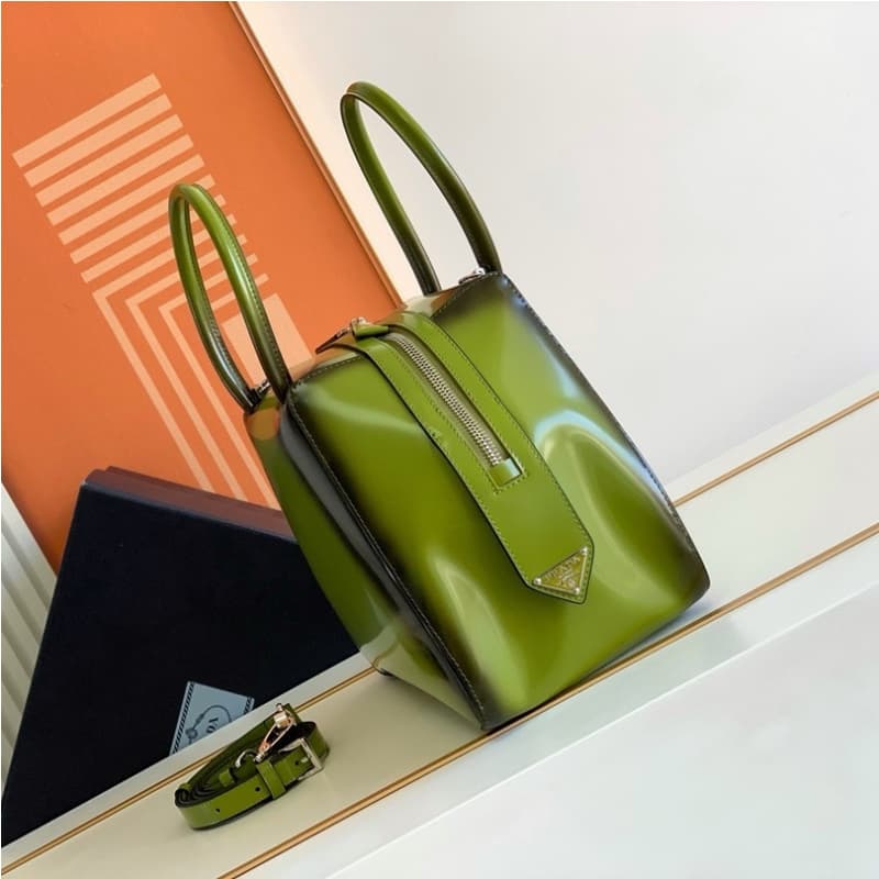 Prada bags | 2022 Fall/Winter Collection bags | 25.5×13.5×13.5cm | 1BA366 | 08026