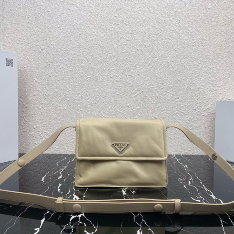 Prada bags | flap shoulder bag | 16×11×23cm | 1BD313 | 08029